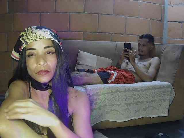 Junioryteresa, live webcam girl, age 27, from COLOMBIA, streaming now, anaal spelen, kontvingeren