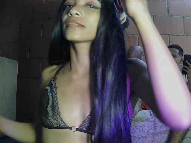 Junioryteresa, live webcam girl, age 27, from COLOMBIA, streaming now, anaal spelen, kontvingeren