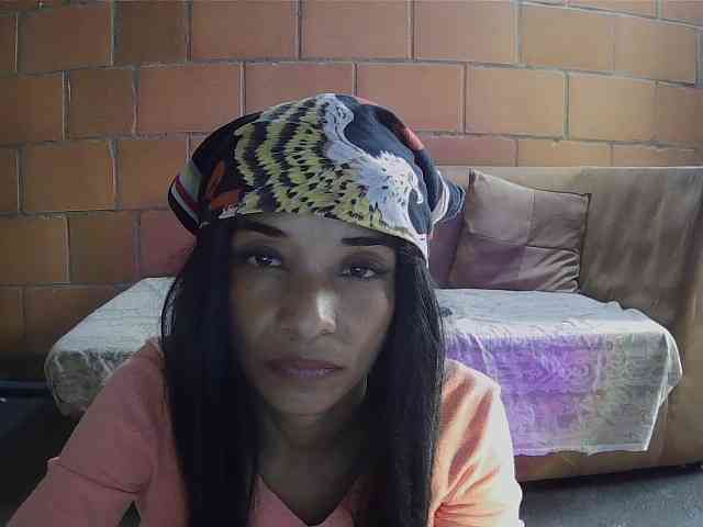 Junioryteresa, live webcam girl, age 27, from COLOMBIA, streaming now, anaal spelen, kontvingeren