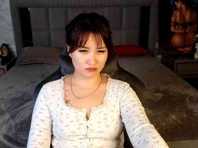 Yukiyasunshine, live webcam girl, age 30, from RUSSIA, streaming now, pijpbeurt, chatten