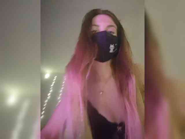 eva-lucifer, live webcam girl, age 20, streaming now, ballikken, balzuigen