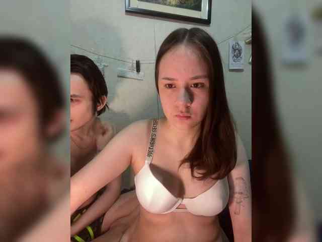 murmurmeow666, live webcam girl, age 18, from Не скажу, streaming now, ballikken, balzuigen