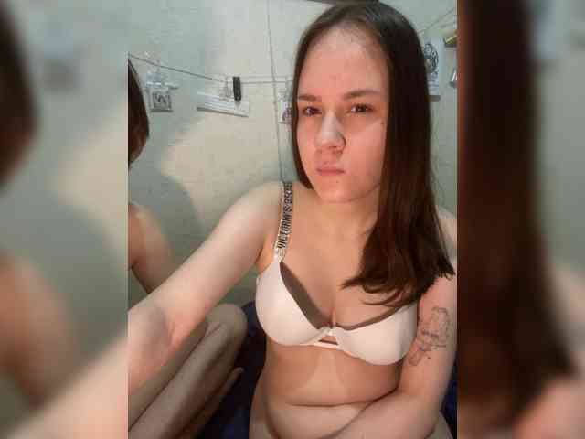 murmurmeow666, live webcam girl, age 18, from Не скажу, streaming now, ballikken, balzuigen
