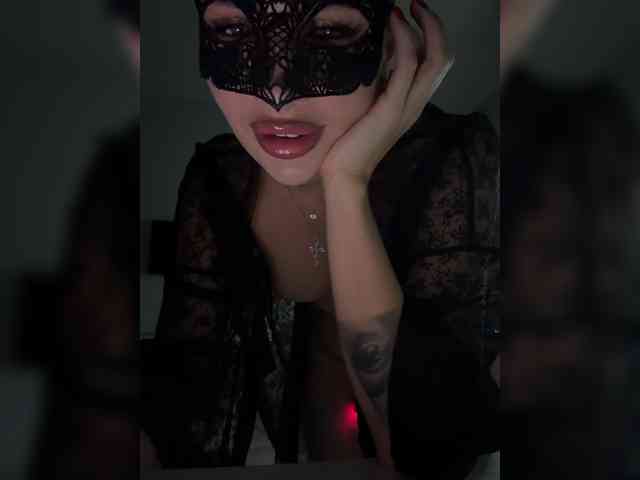OFELI, live webcam girl, age 27, from Россия, streaming now, pijpbeurt, camshow