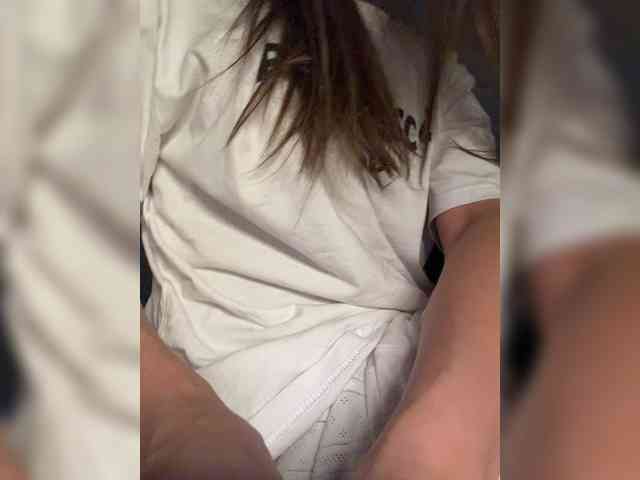 OFELI, live webcam girl, age 27, from Россия, streaming now, pijpbeurt, camshow