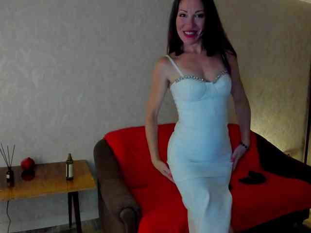pure-elena, live webcam girl, age 42, from Россия, streaming now, kontvingeren, kontneuken