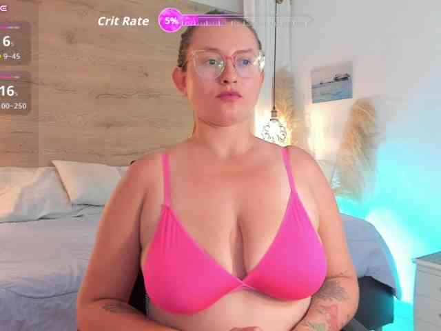 heeidi, live webcam girl, age 24, from COLOMBIA, streaming now, camshow, chatten