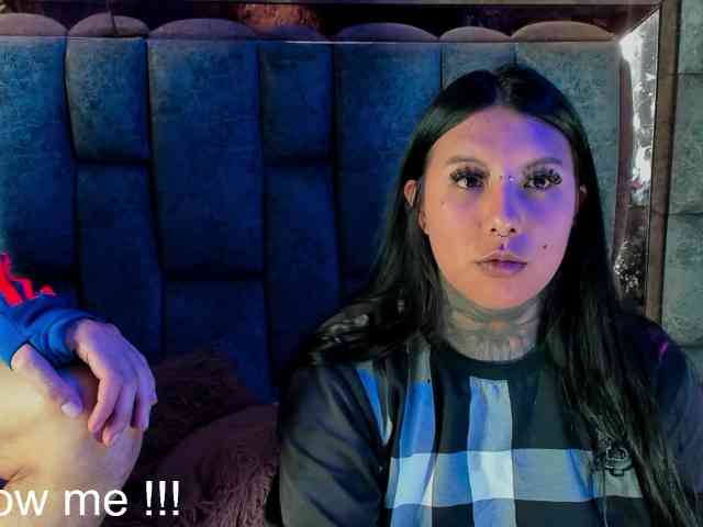 Royal-desires, live webcam girl, age 23, from COLOMBIA, streaming now, anaal spelen, kontvingeren
