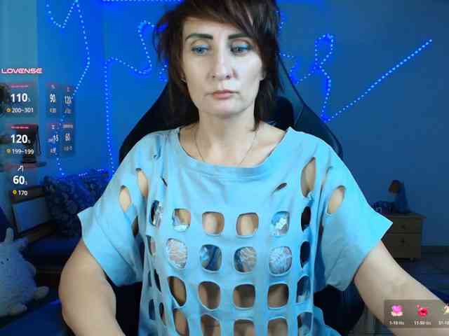 Balsamirovshitsa, live webcam girl, age 41, from Украина, streaming now, camshow, chatten