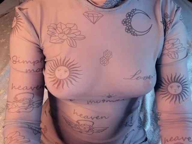 Pink-Freya, live webcam girl, age 20, from LATVIA, streaming now, aziatische massage, kontvingeren