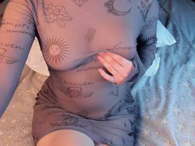 Pink-Freya, live webcam girl, age 20, from LATVIA, streaming now, aziatische massage, kontvingeren