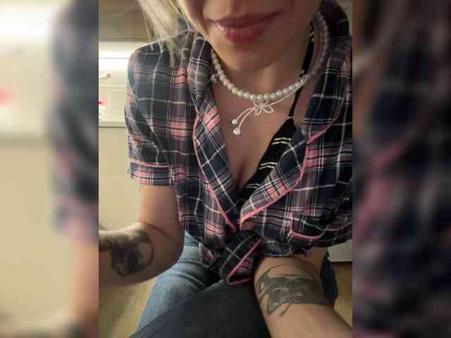 _Cocobeach_, live webcam girl, age 20, from Россия, streaming now, anaal spelen, kont op mond