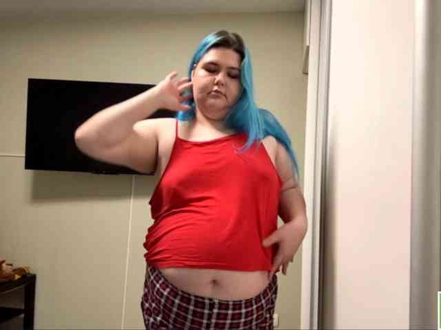 YanaVerde, live webcam girl, age 18, from POLAND, streaming now, kontvingeren, kontneuken