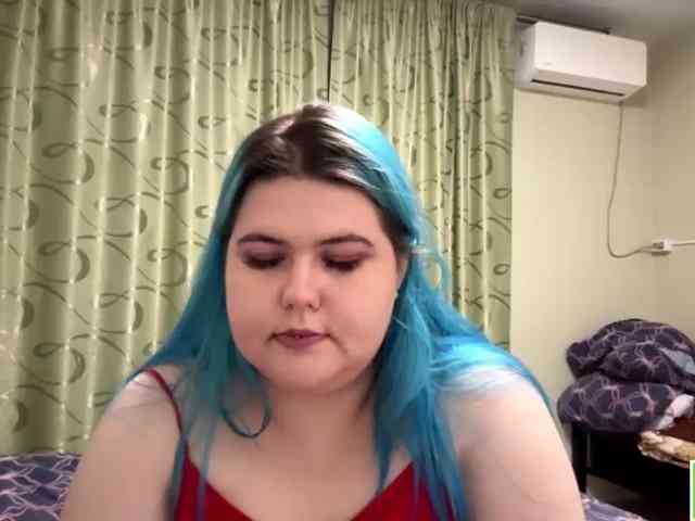 YanaVerde, live webcam girl, age 18, from POLAND, streaming now, kontvingeren, kontneuken