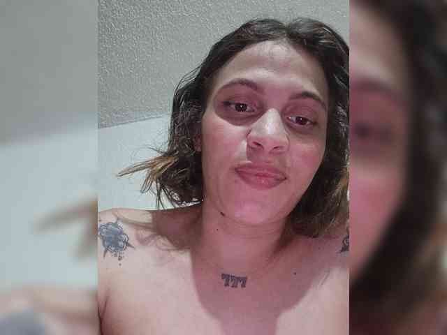 Barbiepaola, live webcam girl, age 27, from COLOMBIA, streaming now, kontvingeren, pijpen