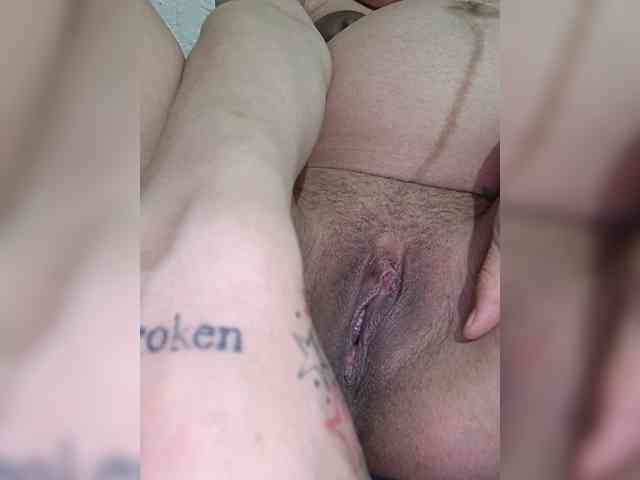 Barbiepaola, live webcam girl, age 27, from COLOMBIA, streaming now, kontvingeren, pijpen
