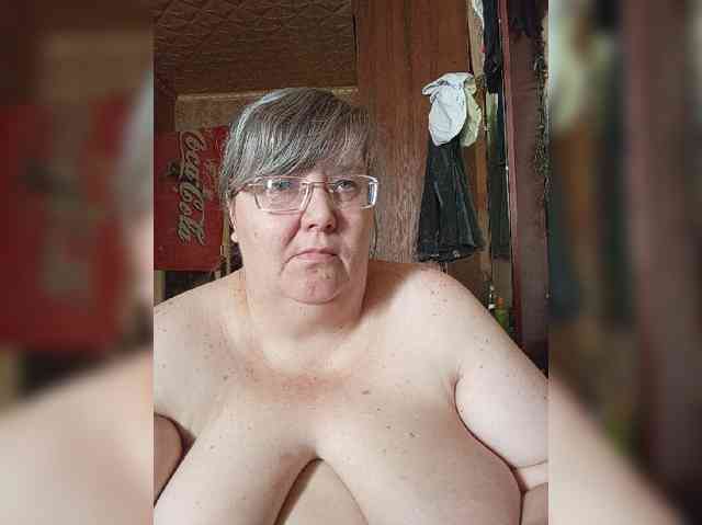 Olga47, live webcam girl, age 47, from Россия, streaming now, balzuigen, pijpbeurt