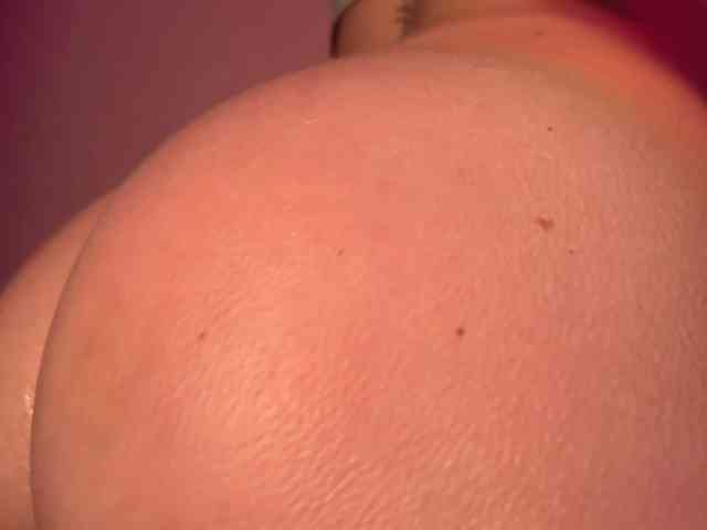 Sexy-Vexx, live webcam girl, age 18, from Россия, streaming now, anaal spelen, kontvingeren