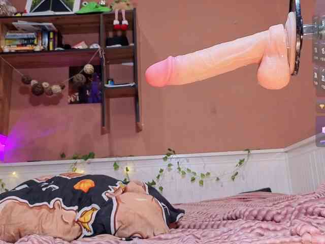BunnyVice, live webcam girl, age 19, from LATVIA, streaming now, anaal spelen, kontvingeren