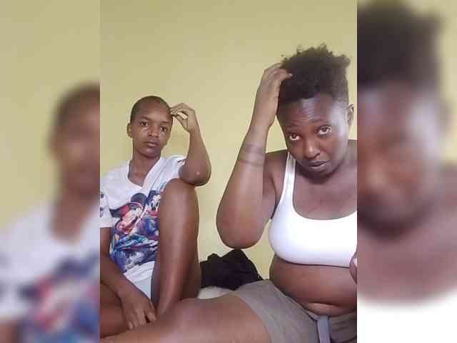 MissLunaa, live webcam girl, age 21, from KENYA, streaming now, anaal spelen, kontvingeren