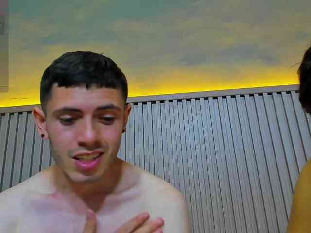 lauraycamilo, live webcam girl, age 22, from COLOMBIA, streaming now, kontvingeren, kontneuken