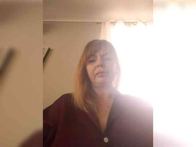 Tilda-1, live webcam girl, age 41, from UKRAINE, streaming now, chatten, dansen