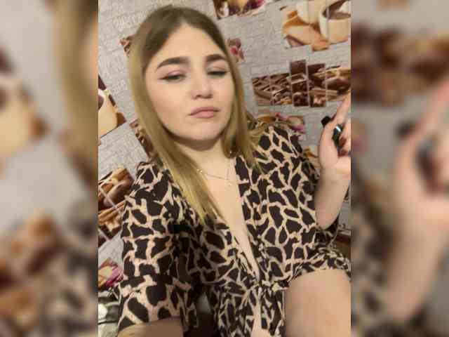 Anyutinka69, live webcam girl, age 27, from Украина, streaming now, pijpbeurt, chatten
