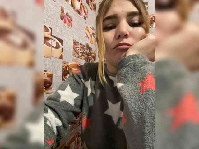 Anyutinka69, live webcam girl, age 27, from Украина, streaming now, pijpbeurt, chatten