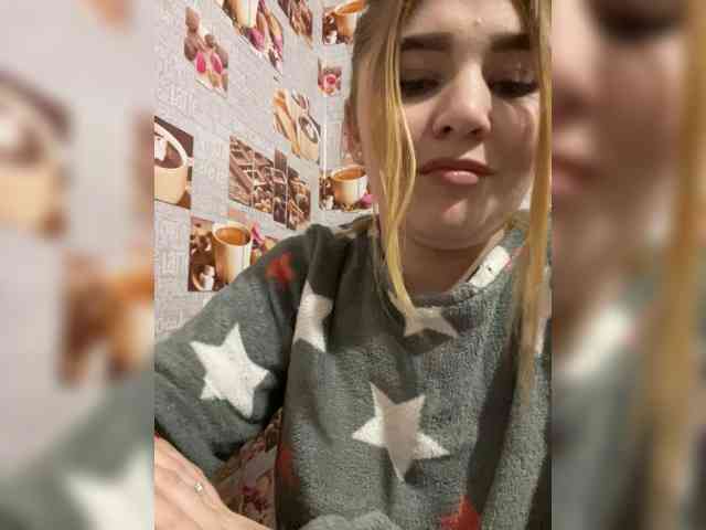 Anyutinka69, live webcam girl, age 27, from Украина, streaming now, pijpbeurt, chatten