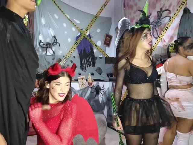 Nighttimedate-room, live webcam girl, age 19, from COLOMBIA, streaming now, trio, anaal spelen