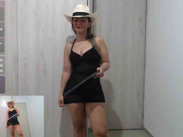candymilff, live webcam girl, age 38, from COLOMBIA, streaming now, anaal spelen, aziatische massage