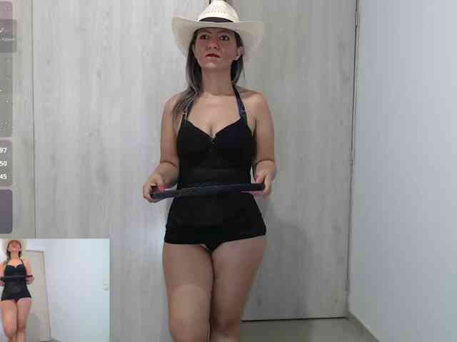 candymilff, live webcam girl, age 38, from COLOMBIA, streaming now, anaal spelen, aziatische massage