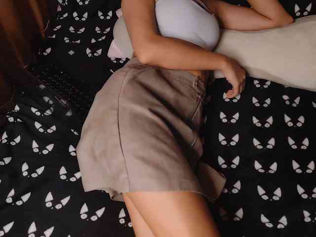 Aisha--xs, live webcam girl, age 27, streaming now, ballikken, balzuigen