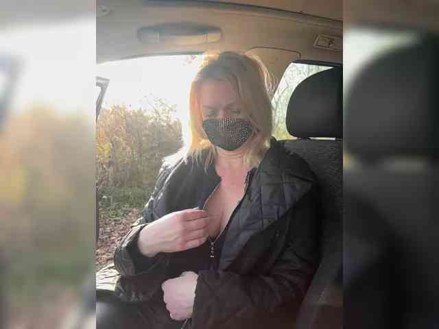 TouchUS, live webcam girl, age 35, from MAPS, streaming now, camshow, chatten