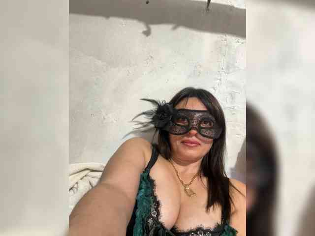 Vika-62, live webcam girl, age 36, from Россия, streaming now, kontneuken, kont op mond