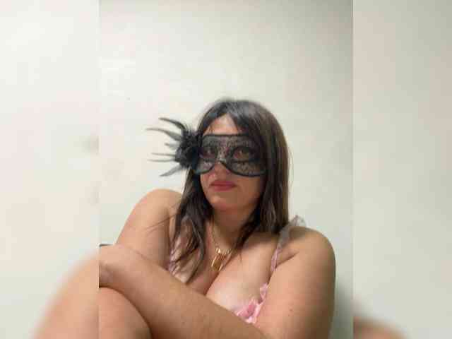 Vika-62, live webcam girl, age 36, from Россия, streaming now, kontneuken, kont op mond