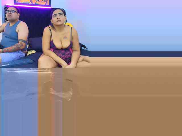 RedFireMoon, live webcam girl, age 38, from COLOMBIA, streaming now, balzuigen, chatten
