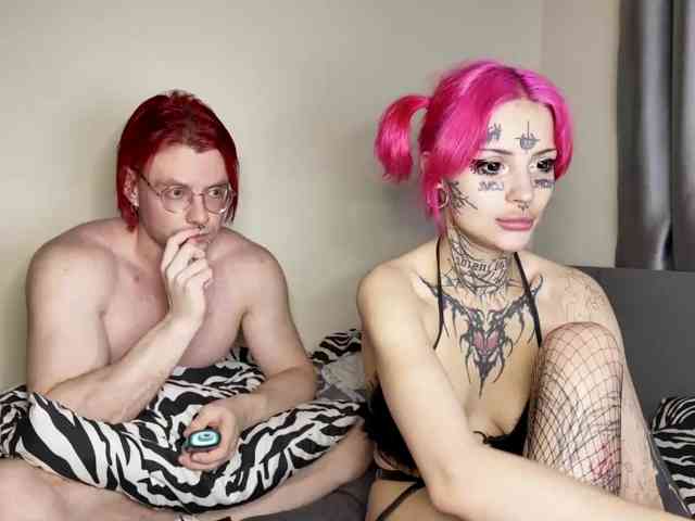DollAndDemon, live webcam girl, age 20, from Россия, streaming now, kontneuken, ballikken
