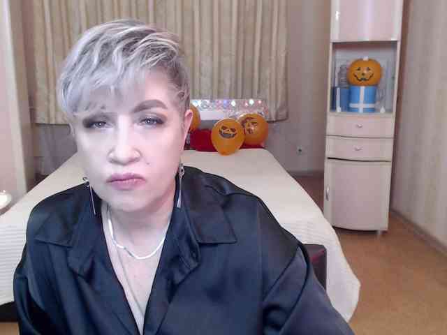 sexy-milffa, live webcam girl, age 55, streaming now, ballikken, pijpbeurt
