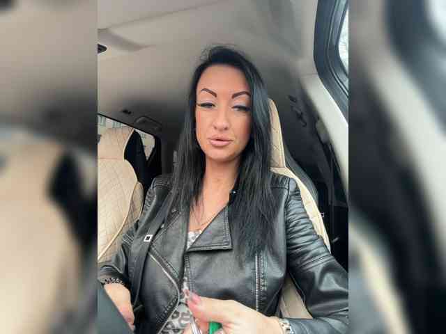 -MILA-35-, live webcam girl, age 35, streaming now, kont op mond, ballikken
