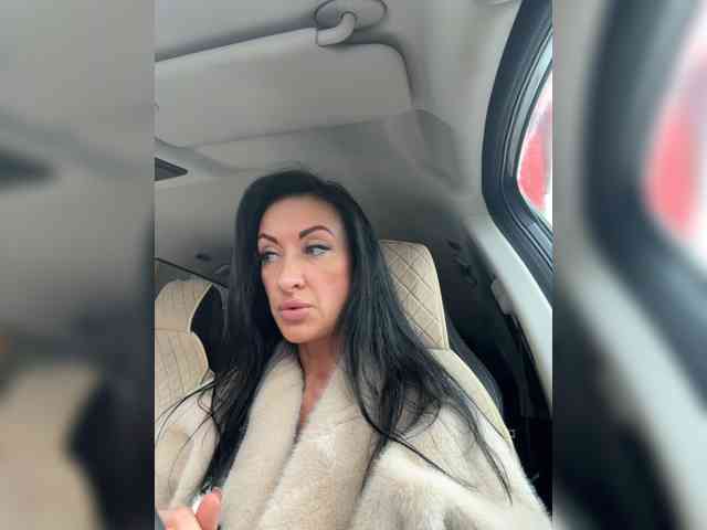 -MILA-35-, live webcam girl, age 35, streaming now, kont op mond, ballikken