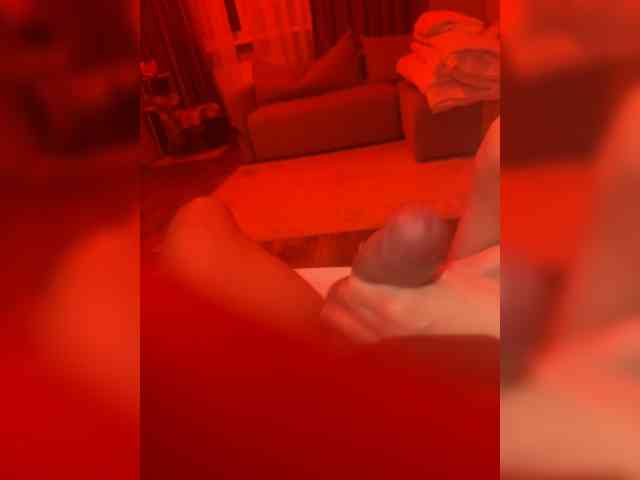 Pollli, live webcam girl, age 29, from Беларусь, streaming now, kontlikken, ballikken