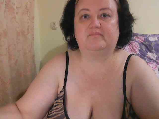 Fatty-Bun, live webcam girl, age 50, chatten, zaadming