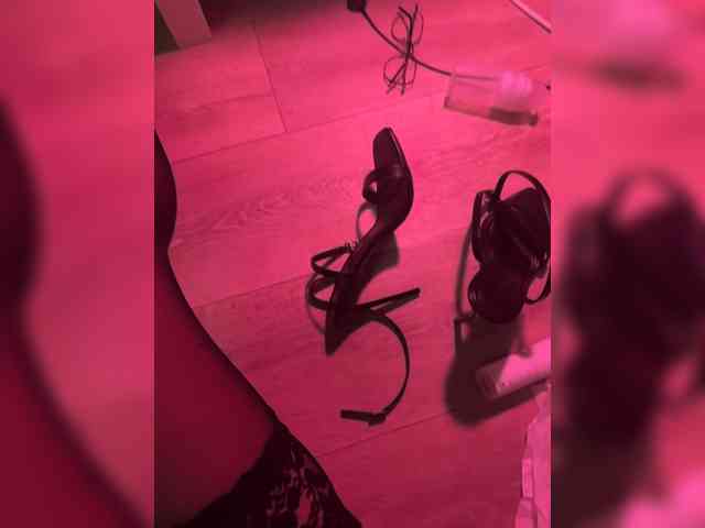 MissJuli, live webcam girl, age 21, from Россия, streaming now, anaal spelen, kontvingeren