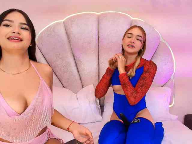 EllieAndMolly, live webcam girl, age 20, from COLOMBIA, streaming now, aziatische massage, kontvingeren