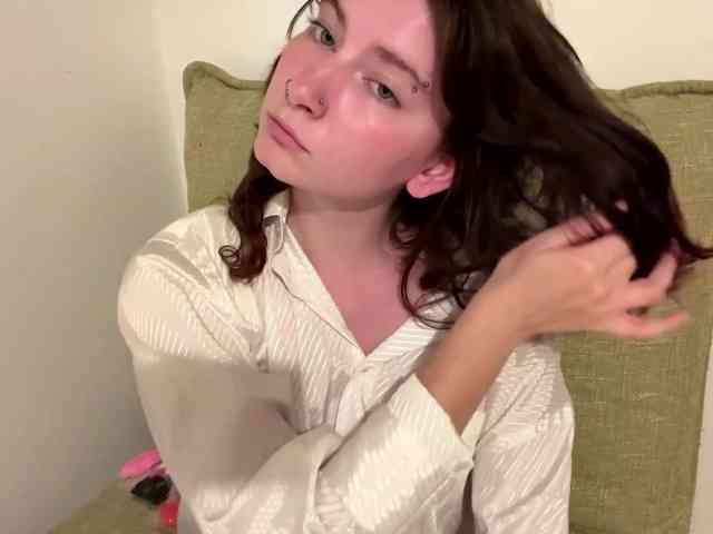 Josizz, live webcam girl, age 21, from SERBIA, streaming now, anaal spelen, aziatische massage