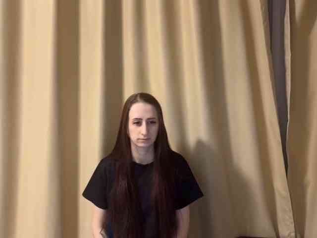 MafiOzi-Di, live webcam girl, age 22, from Бонгалэнд, streaming now, chatten, dansen