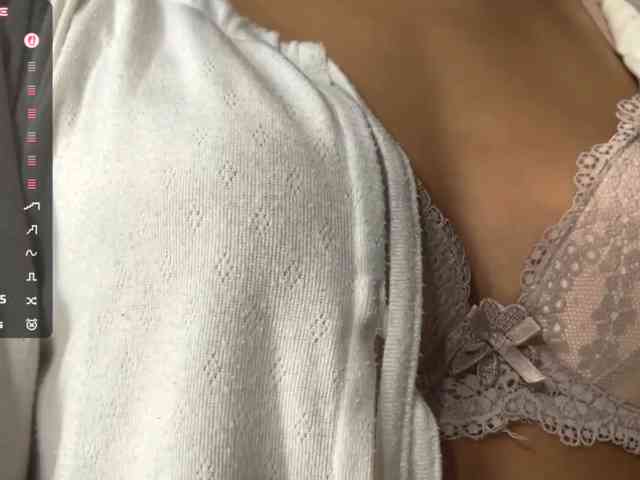 AmeliaMichelini, live webcam girl, age 18, from POLAND, streaming now, anaal spelen, kontneuken