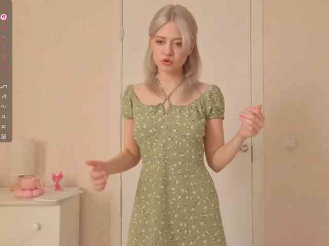Lunarr-kitten, live webcam girl, age 21, streaming now, anaal spelen, kontneuken