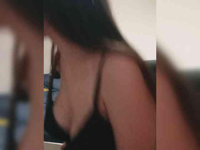 Nikita-Nastiaa, live webcam girl, age 19, from Україна, streaming now, pijpbeurt, pik zuigen